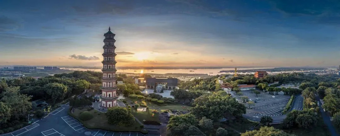 莲花山.jpg